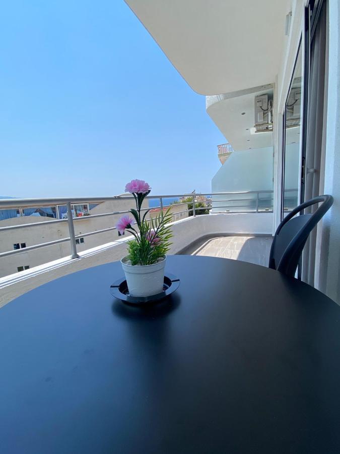 Hotel Edina Sarandë Exterior foto